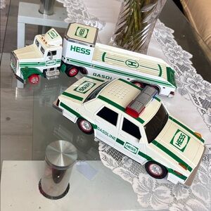 Hess Seasons Greetings Toy Truck  set